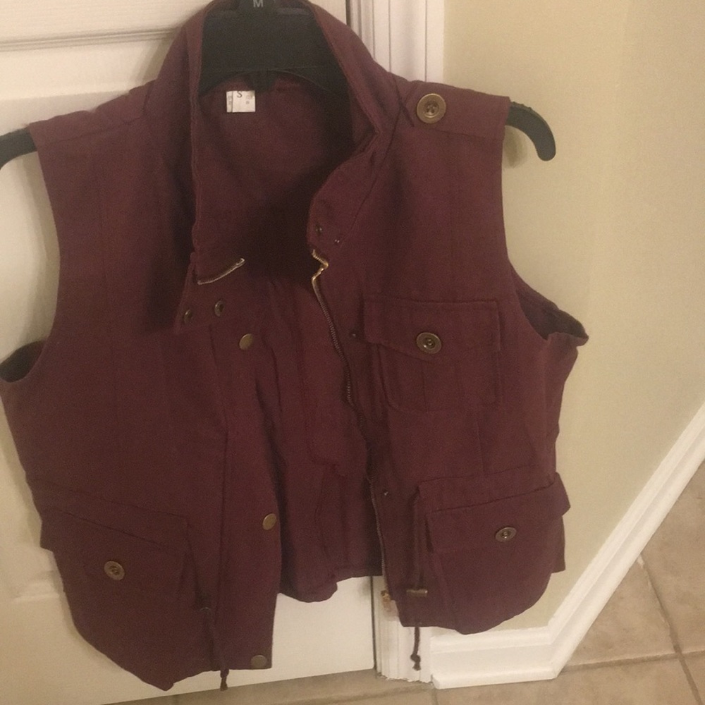 Plum small vest